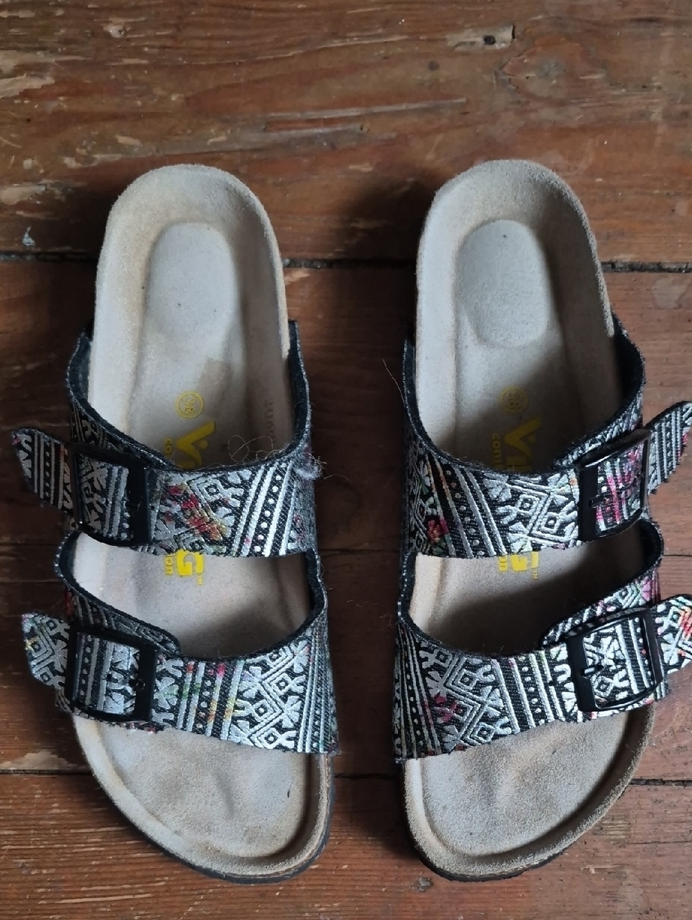 Women's Black Patterned Double-Strap Comfort Sandals
